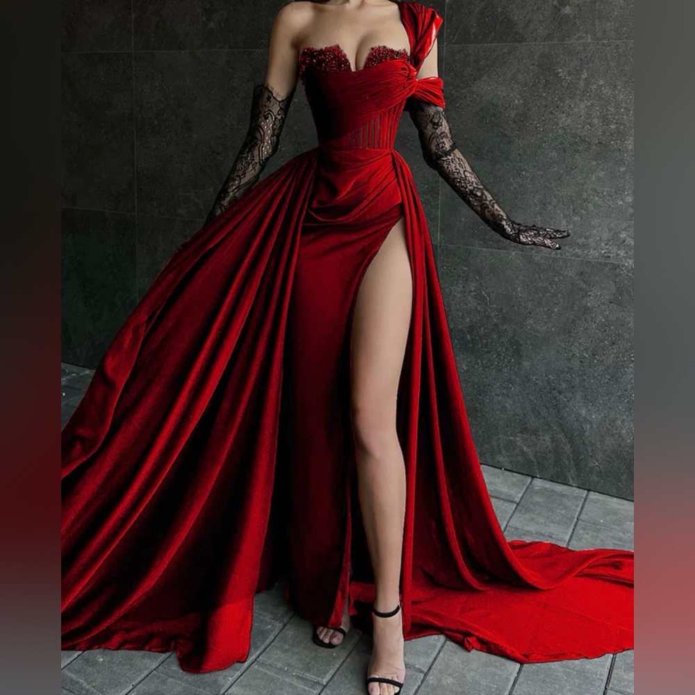 Formal Elegant Dress, Size 14, brand new without tags.